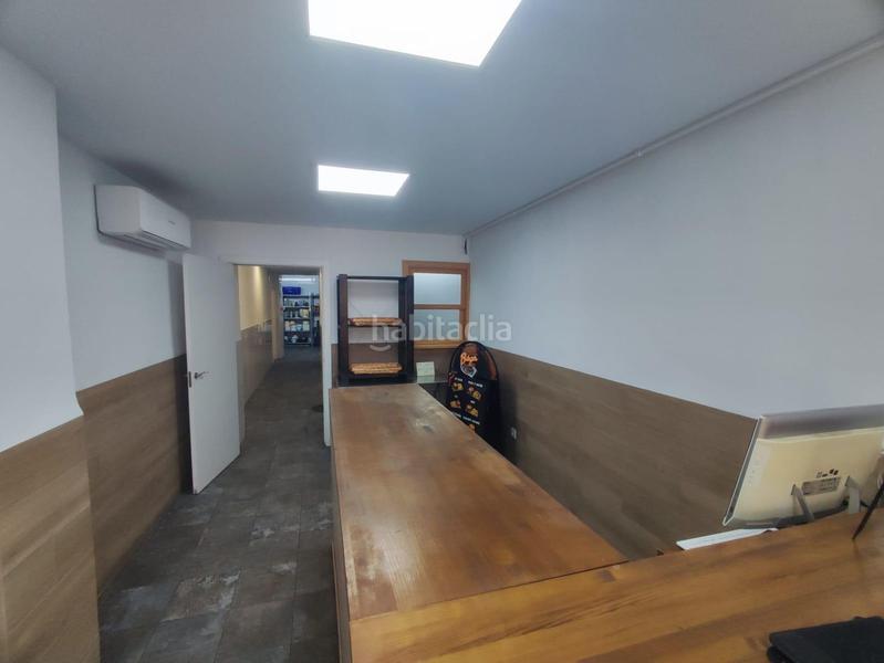 Foto 95325eb7-d297-4841-95e3-9ef102758403. Location local commercial dans Casco Antiguo Cáceres