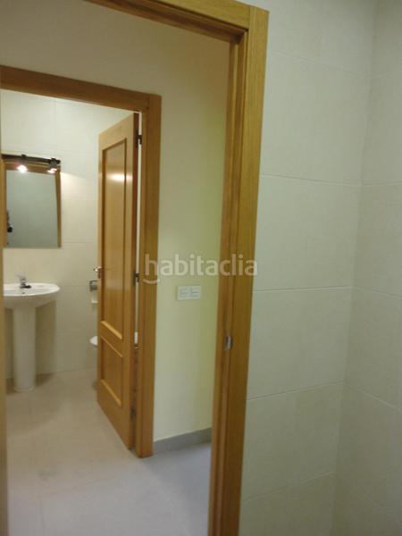 Foto af32daea-23db-4915-8376-a75015195023. Alquiler local comercial  en moctezuma en Cáceres