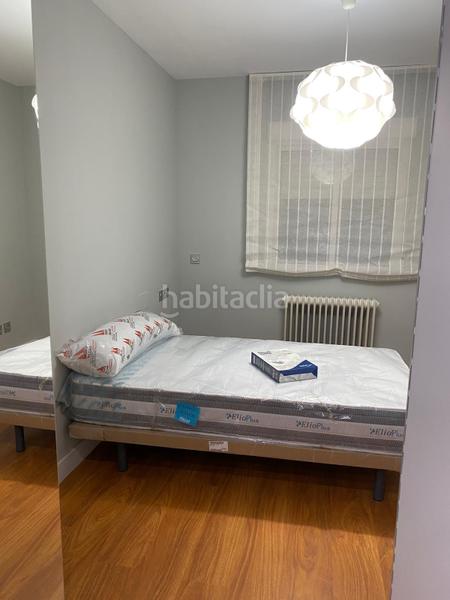 Foto e57aac35-0b16-4d30-8755-6dfdda89a8c5. Alquiler piso estupenda vivienda en alquiler para estudiantes en Cáceres