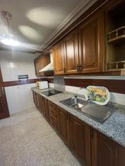 Miete Etagenwohnung in Casco Antiguo. Piso en alquiler  centro de cáceres