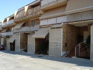 Reihenhaus in Ruta de la Plata. Vivienda en venta en los castellanosmacondo  cáceres