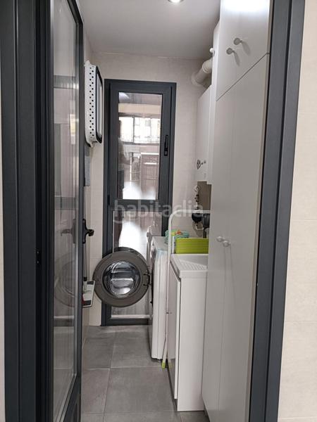 Foto d7772d9d-b7d1-4740-ae64-11d115bbbcb7. Appartement avec chauffage parking piscine dans Centro Cáceres