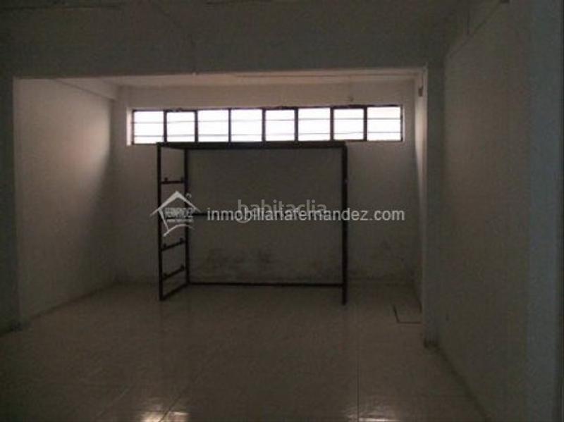 Foto 32f23cb3-db1a-45ed-922c-3f3dbf097cec. Rent business premise in Centro Cáceres