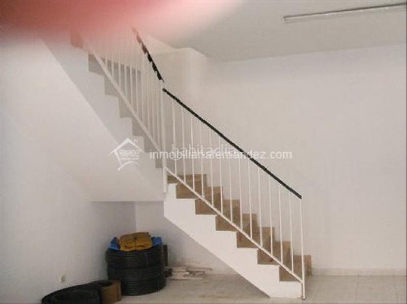 Foto caf90fa9-63ca-4a46-93f3-323da5d20dc2. Rent business premise in Centro Cáceres