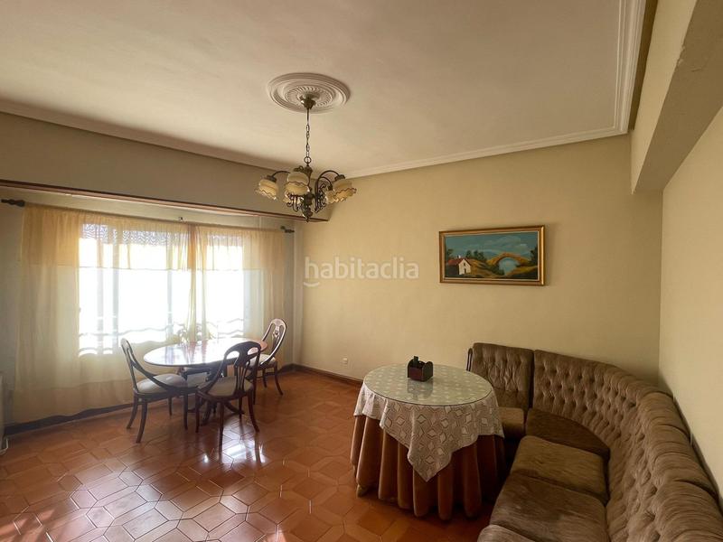 Foto 5479ef5e-5015-4c39-889c-86c83f9e1800. Miete etagenwohnung mit heizung in Centro Cáceres