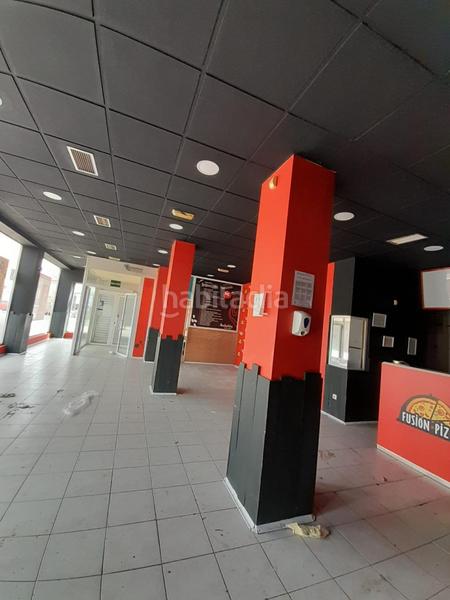 Foto 0a7c54a5-8c24-4e7e-a0bb-166912af27a9. Alquiler local comercial conjunto de 4 locales en venta avenida alemania, Centro en Cáceres