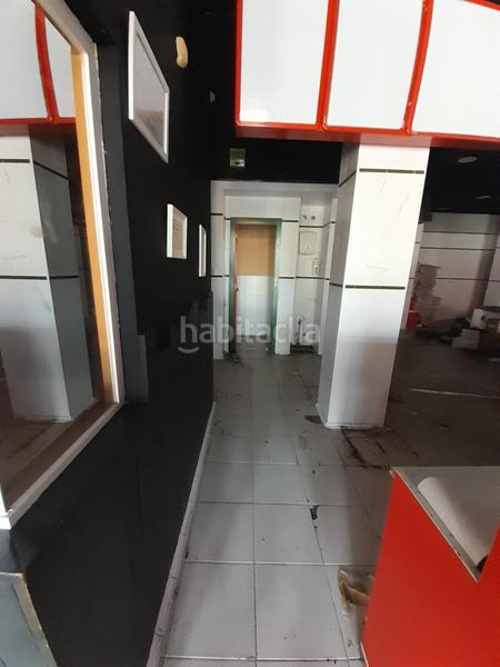 Foto 4702421f-4955-42a0-986a-13957e1ccb10. Alquiler local comercial conjunto de 4 locales en venta avenida alemania, Centro en Cáceres