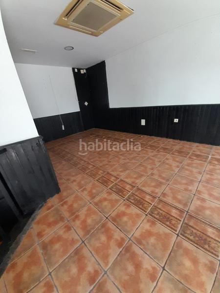 Foto 7596f772-bcdb-4e8a-9de6-214a3da4b956. Alquiler local comercial conjunto de 4 locales en venta avenida alemania, Centro en Cáceres