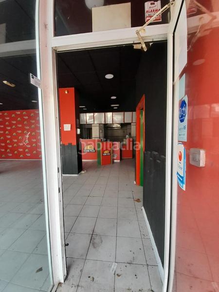 Foto 8677d3aa-1a61-4404-a8d5-e1b101bbb2dc. Alquiler local comercial conjunto de 4 locales en venta avenida alemania, Centro en Cáceres