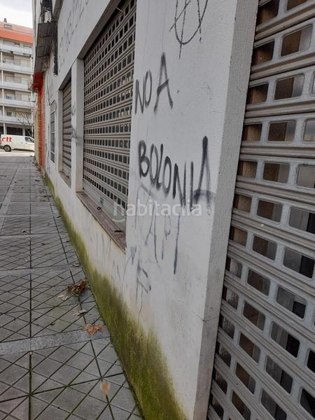 Foto c926bf0f-2340-4f6e-ad54-0144db91bef9. Alquiler local comercial conjunto de 4 locales en venta avenida alemania, Centro en Cáceres