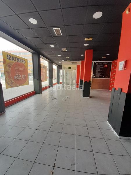 Foto e978b3da-6c6e-47f4-8360-08cc063441fa. Rent business premise in Centro Cáceres