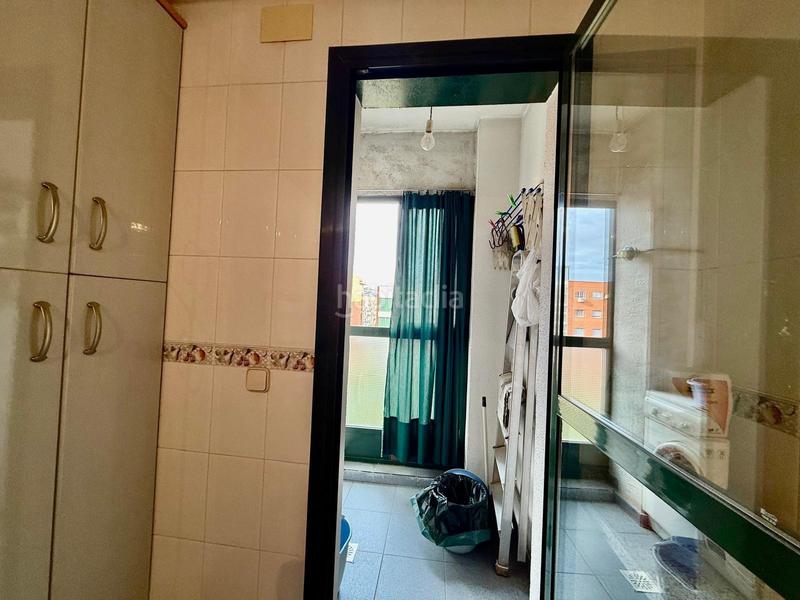 Foto 9c3fd7d2-3002-4d8a-b3ac-c0db16fceefb. Flat with parking in Centro Cáceres