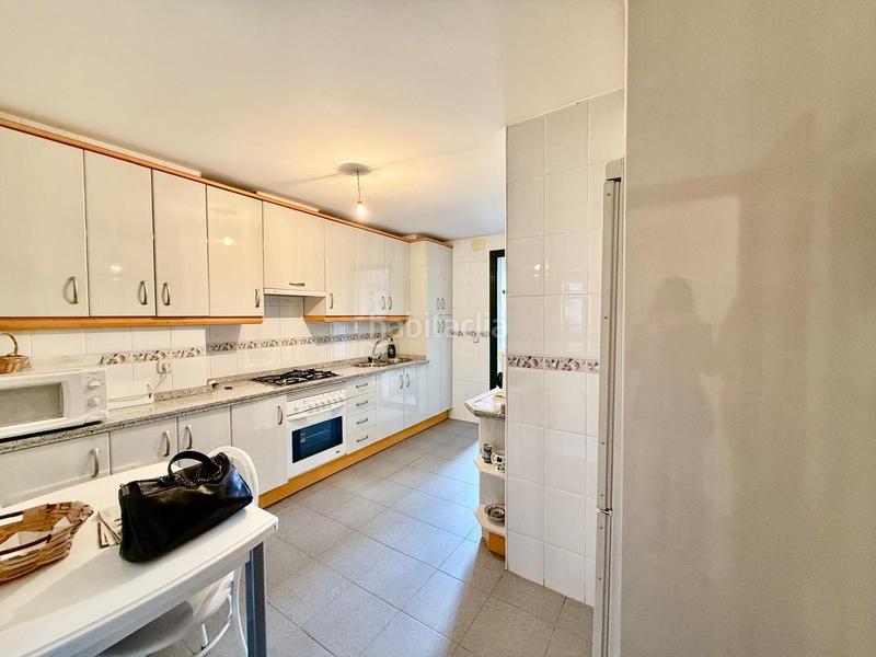 Foto ce613f3e-9c06-4a74-a5ad-f9f9ca08c76f. Flat with parking in Centro Cáceres