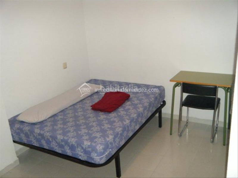 Foto 2007110b-fc87-4b29-b607-1cf5a1eb9948. Flat with heating in Casco Antiguo Cáceres