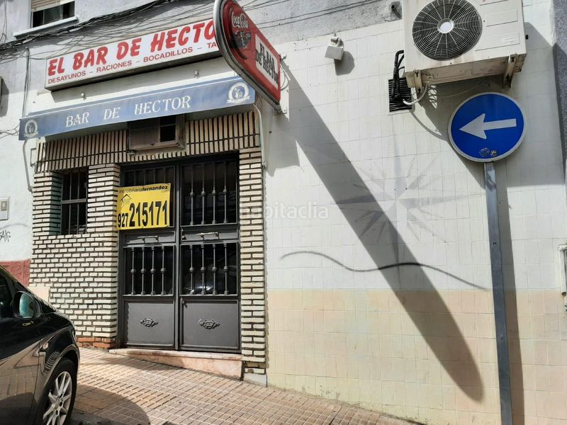 Foto 9b9538bd-00bd-47e6-a72c-7b3436a3009f. Local comercial a Centro Cáceres