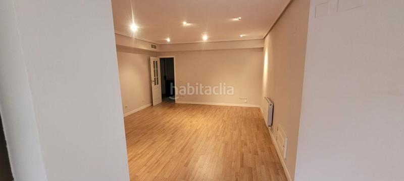 Foto 4a13e34b-7980-44fb-8cea-efd2d0a2f5c8. Affitto appartamento con riscaldamento in Centro Cáceres