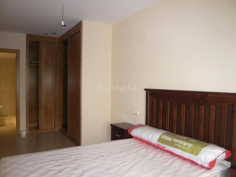 Foto 1a76045f-1705-489d-8882-1798c85926ff. Flat with heating parking in Centro Cáceres