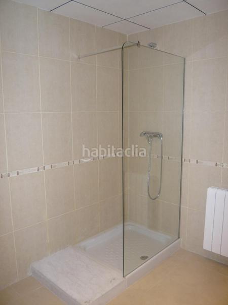 Foto 755409a0-367e-4f9a-a0c1-d28cdfa27e6a. Flat with heating parking in Centro Cáceres