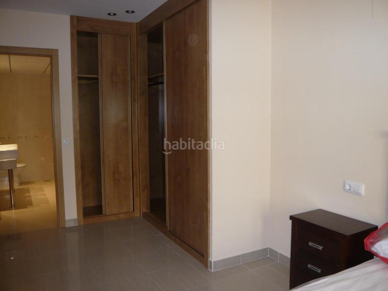 Foto d6dbb4d2-8473-41c8-b4ac-22f346e1a5ed. Flat with heating parking in Centro Cáceres