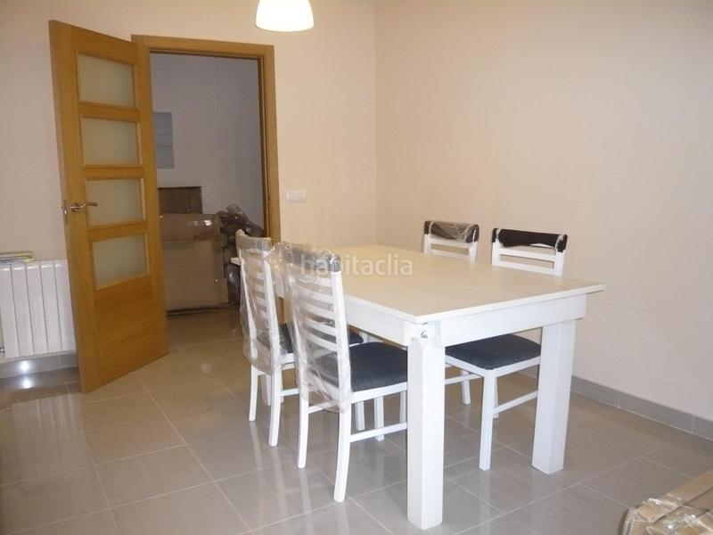 Foto e4f027a5-83b2-46b1-bf1c-45de720d802b. Flat with heating parking in Centro Cáceres