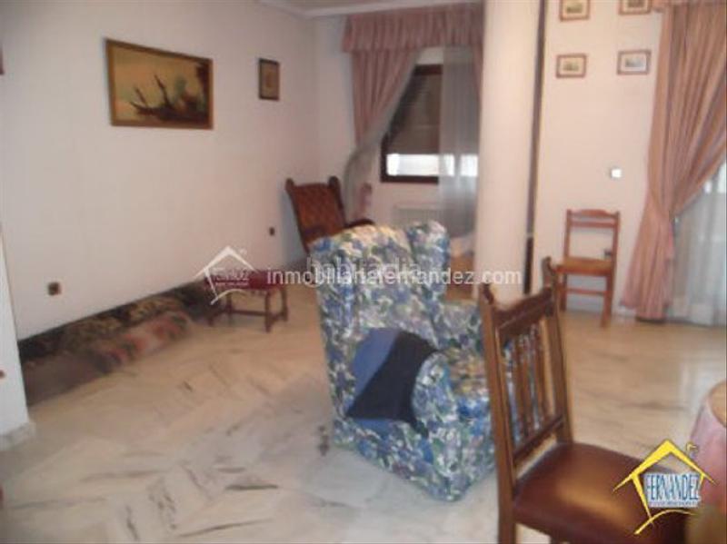 Foto 3c333161-8c43-48d0-a5fa-6eeebcf9649d. Miete etagenwohnung mit heizung in Centro Cáceres