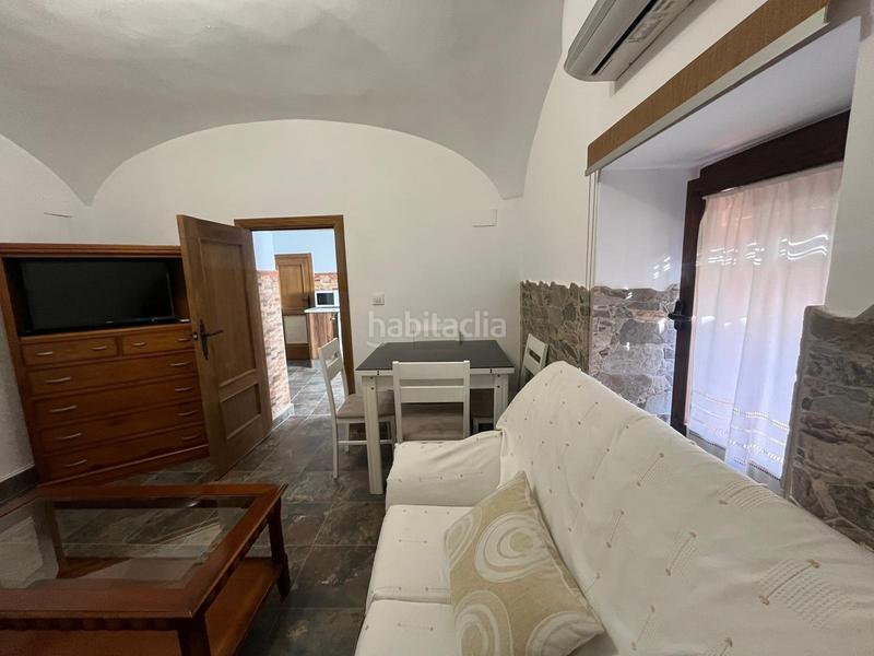 Foto 958dd794-9b4f-4a00-bb4b-4f1ef2c12f33. Alquiler casa  en alquiler plaza italia, en Casco Antiguo Cáceres