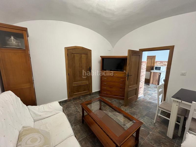 Foto 9a3b7516-d824-4132-a218-c8f992d9d73e. Alquiler casa  en alquiler plaza italia, en Casco Antiguo Cáceres