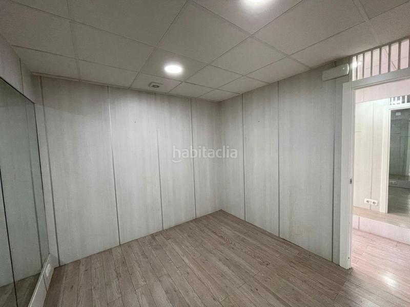 Foto 7c522600-0732-45b6-99a8-503c5d332543. Location local commercial dans Casco Antiguo Cáceres