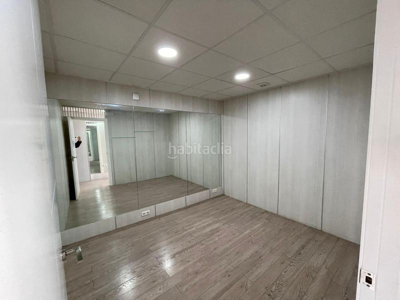 Foto e73f3fb5-b0c7-4106-b2c2-3ee01533fecd. Location local commercial dans Casco Antiguo Cáceres