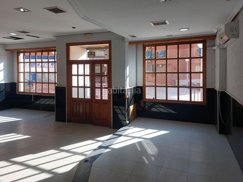 Foto 0a49685c-33d4-4043-81d7-9eb22edc2c5b. Local comercial a Centro Cáceres