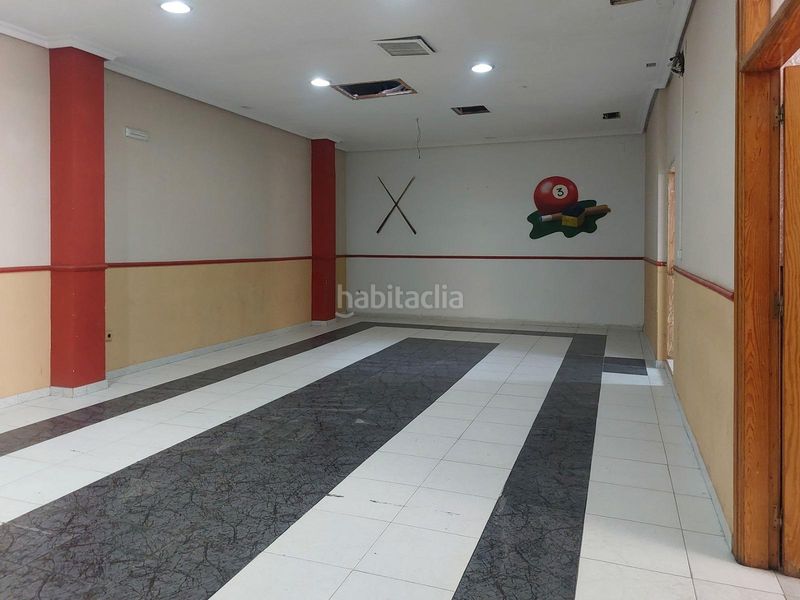 Foto b0251c91-e6f0-4267-a748-0fbf58b5dd60. Local comercial a Centro Cáceres