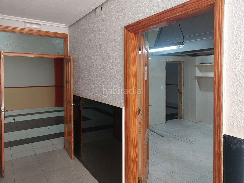 Foto ec1710a8-b590-497e-994d-a3383cea4949. Local comercial a Centro Cáceres