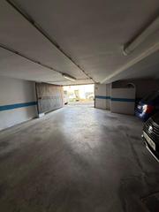 Location Parking voiture à Casco Antiguo. Plaza de garaje en alquiler en pleno centro de la ciudad!