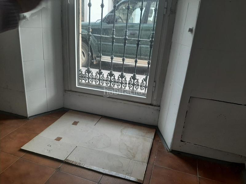 Foto d2baa0f0-c7d0-4bcb-a2c3-cc1975397e07. Location local commercial dans Malpartida de Cáceres