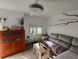 Casa en Nuevo Cáceres. Casa en llopis reformada