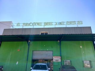 Bâtiment à usage industriel à Ruta de la Plata. Nave en capellanías con 2 plantas