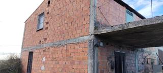 Casa a Casar de Cáceres. Finca de casi dos hectáreas con casa en casar de cáceres