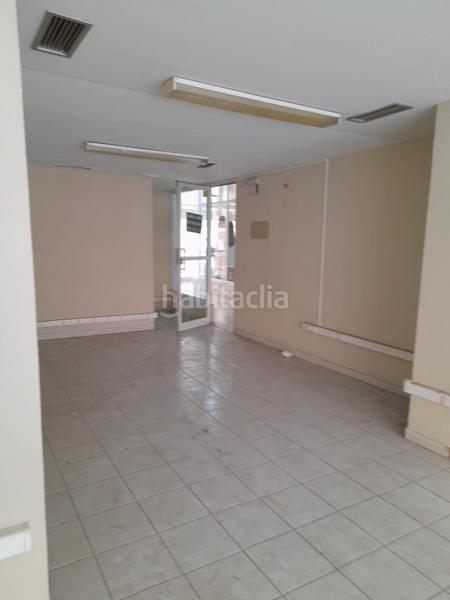 Foto 12b1dd63-3d76-4921-b757-6f497950dda9. Alquiler local comercial se alquila local comercial en el descubrimiento en Cáceres