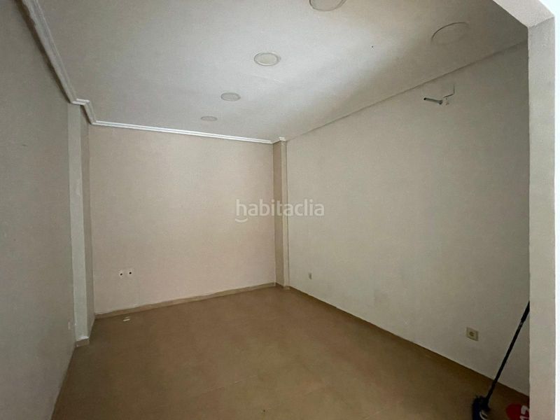 Foto 75764fb2-7a8d-4a03-8c4e-53e3492f479e. Local comercial a Centro Cáceres