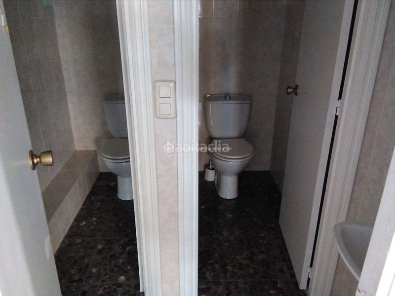 Foto fd092f4a-fd57-49d4-83e8-3a2ab93341be. Local comercial a Ruta de la Plata Cáceres