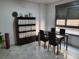 Alquiler Oficina en Centro. Alquiler de oficinas en el corazón de cáceres