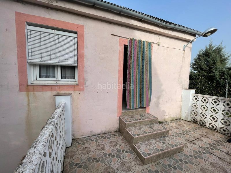 Foto a76476ac-2570-4469-a029-f6836375a2b0. Casa  de campo con terreno en carretera de badajoz en Cáceres