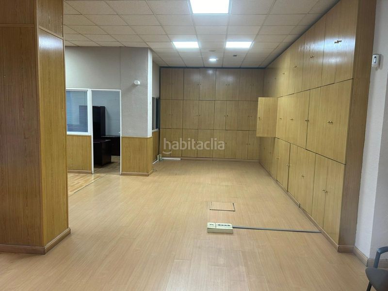 Foto b15d4a92-f728-44f8-b480-a09aa7550a34. Local comercial a Centro Cáceres