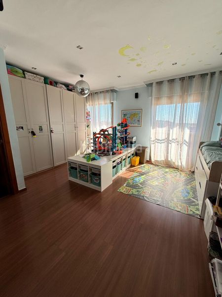 Foto 02c9edb9-559d-4ac8-b785-b7a65e7a5388. Apartament amb aparcament a Centro Cáceres