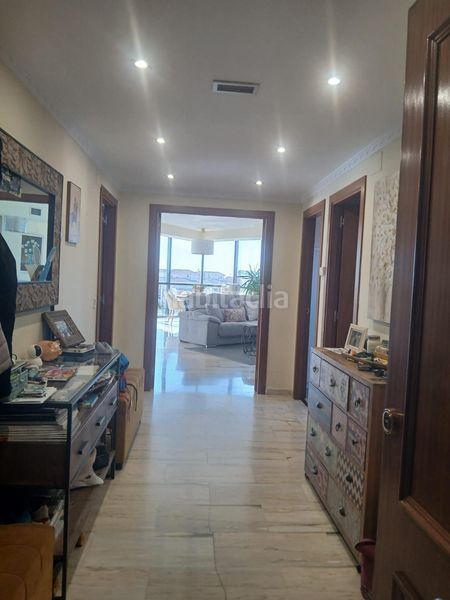 Foto 0828b570-323c-403f-b5f4-f0efecac456e. Apartament amb aparcament a Centro Cáceres