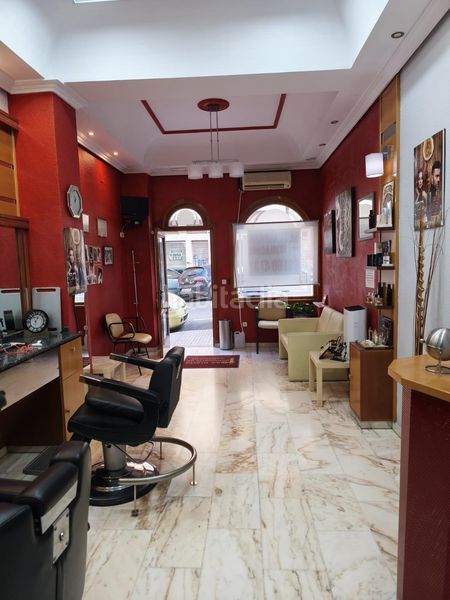 Foto 63fb06f2-8c12-4e14-8f94-9309be33cd16. Local comercial a Centro Cáceres