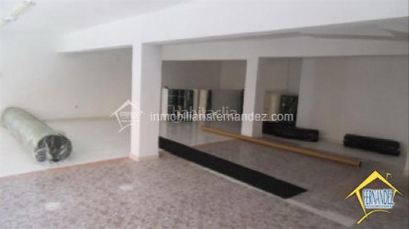 Foto b5a52054-c097-4339-b4d4-61f9eef7060d. Alquiler local comercial en Centro Cáceres