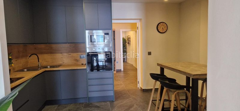 Foto 0847d631-647b-4856-abb8-d13f6826e415. Alquiler apartamento moderno apartamento ideal para alquilar en Cáceres
