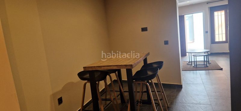 Foto 253db9c0-e4e4-41f9-9776-1bcc3bbae63f. Alquiler apartamento moderno apartamento ideal para alquilar en Cáceres