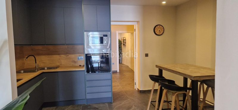 Foto 2c14335b-4ddd-4918-bab2-b386b5b38d82. Alquiler apartamento moderno apartamento ideal para alquilar en Cáceres